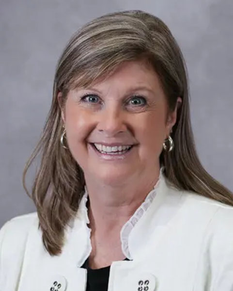 Headshot photo of Michaele Ann Elliott a Florida Virtual School District Teacher