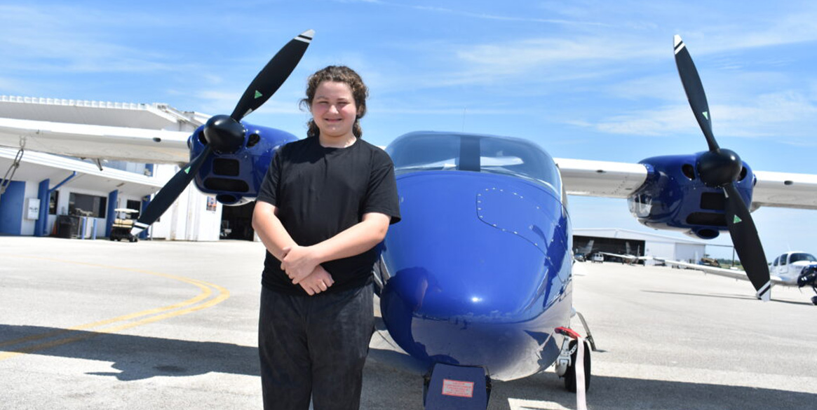 Florida Virtual School (FLVS) student takes flying lessons