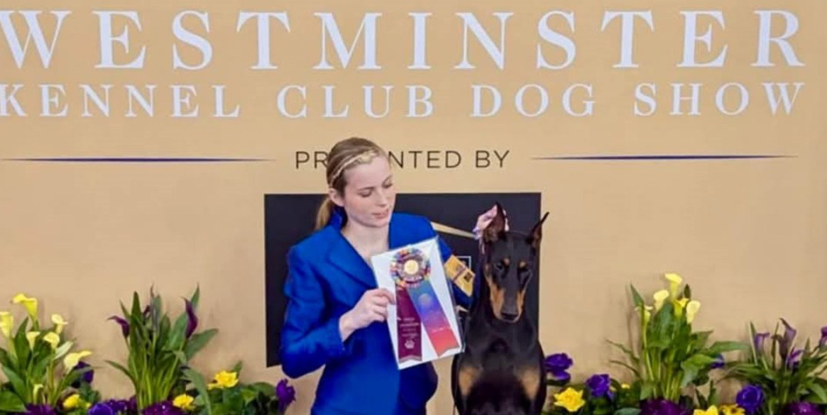 Florida Virtual School Full Time student Isabelle Muir competes in dog handling