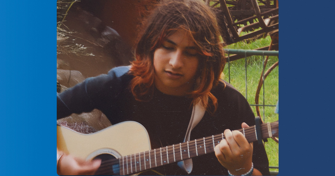 Xander Zambrano of FLVS Full Time plays the guitar.