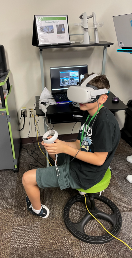 Student experiences virtual reality (VR) at FLVS STEM Camp